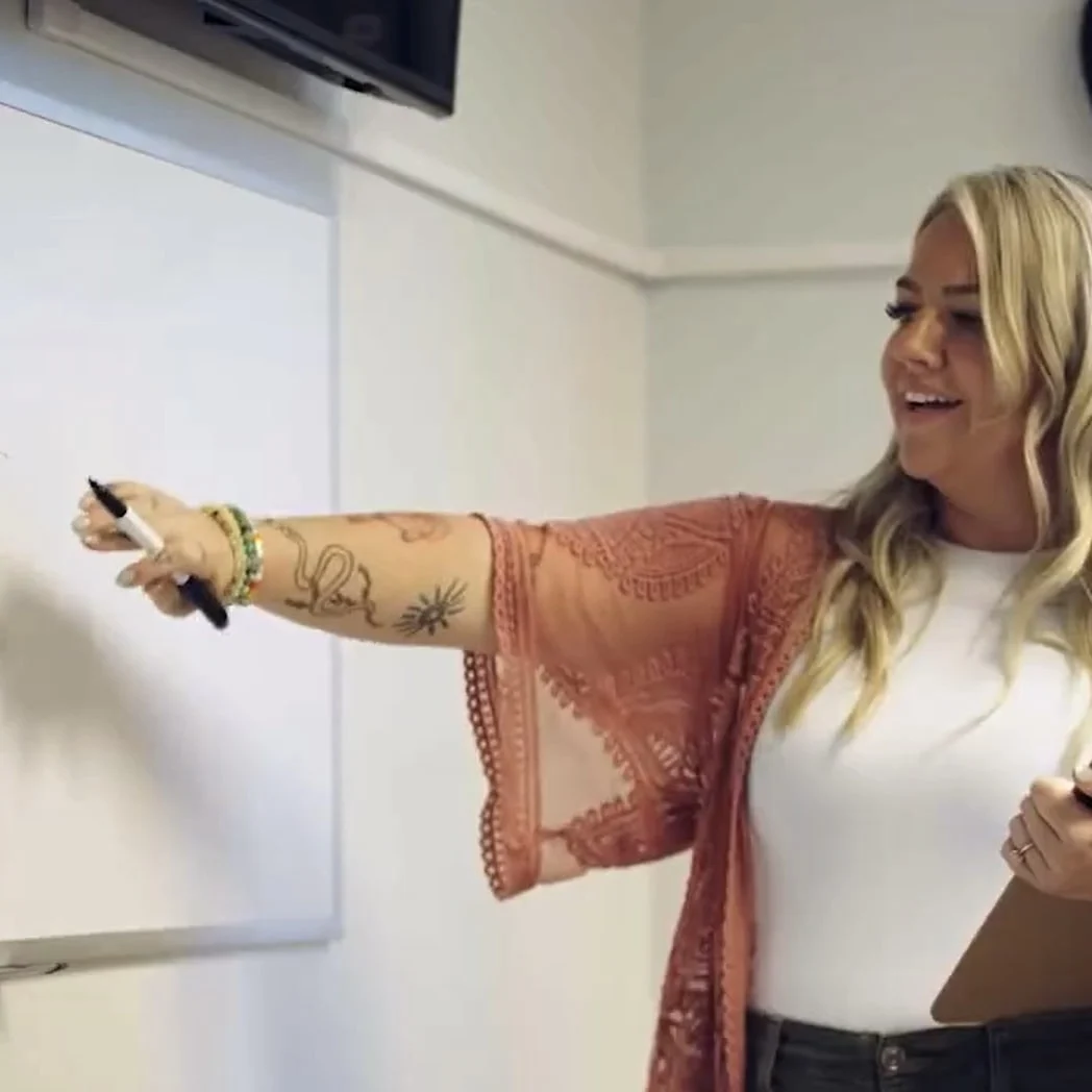 ladywhiteboard-min ladywhiteboard min